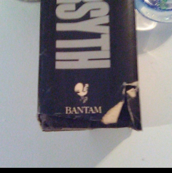 PR of FREDERICK FORSYTH Novels style a la James Bond - Picture 7 of 11